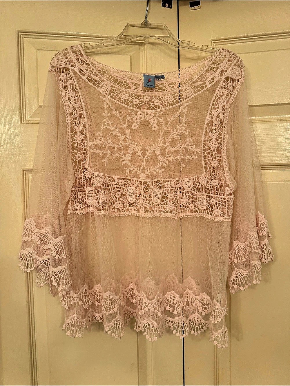 Pink Floral Lace Blouse Large Like New